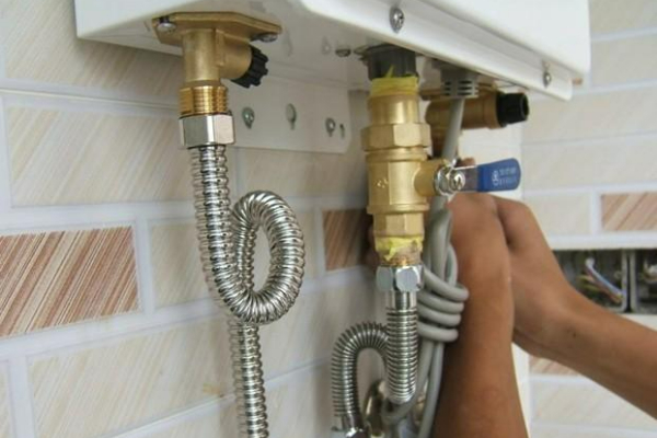 無錫澳柯瑪熱水器24小時服務熱線-無錫澳柯瑪熱水器維修電話號碼