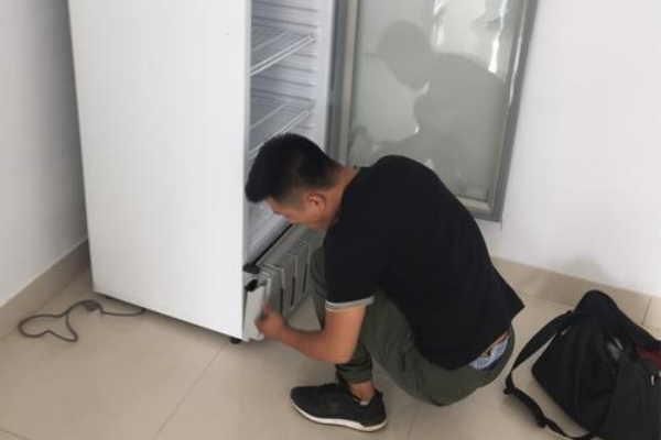 常熟LG冰箱維修網點-LG冰箱報警CPU2故障處理